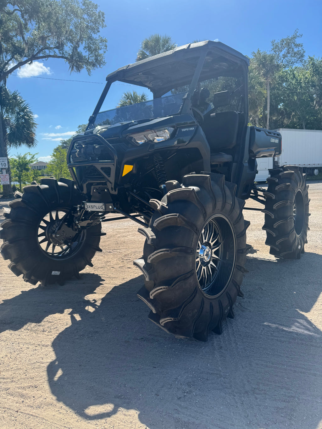 SXS PLUG Canam Defender Big Tire Kit