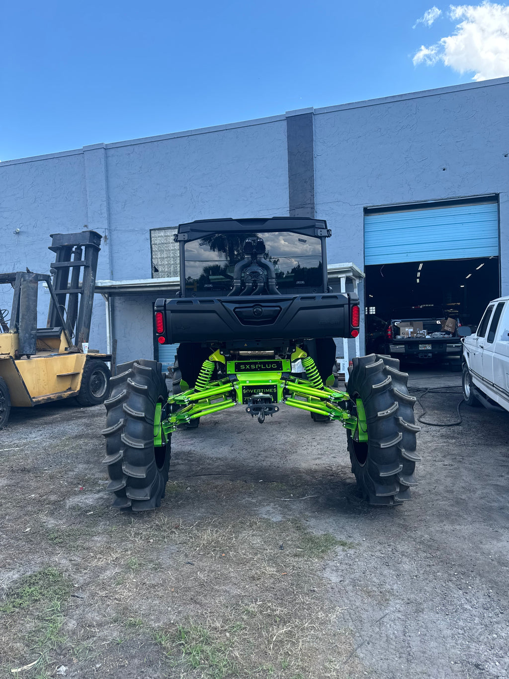 SXS PLUG Canam Defender Big Tire Kit